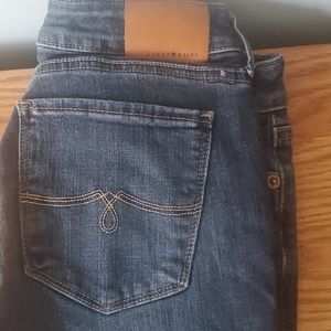 Size 2 Lucky Brand Jeans